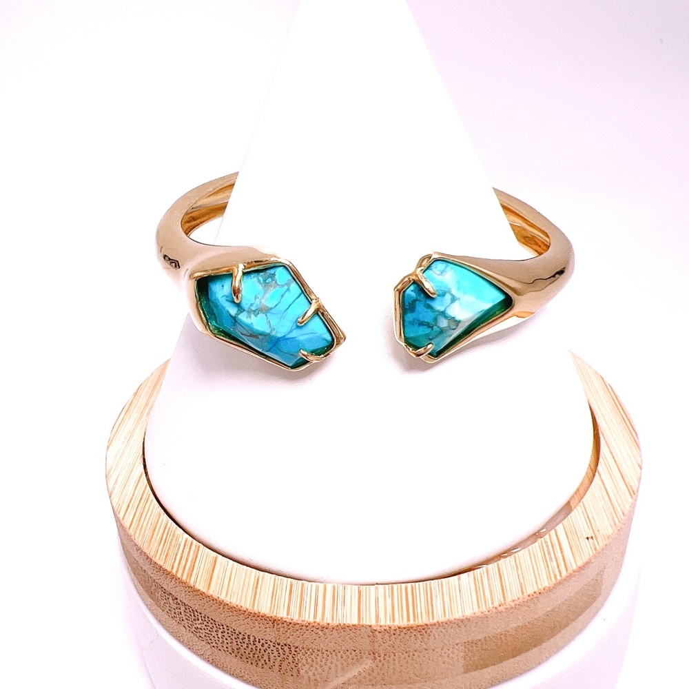 Alexis Bittar Miss Havisham Jagged Howlite Kite Hinged Bracelet